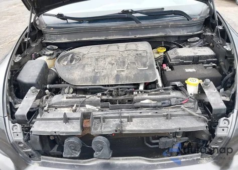 2016 Jeep Cherokee Latitude из США, поврежденный, VIN 1C4PJMCS3GW368342